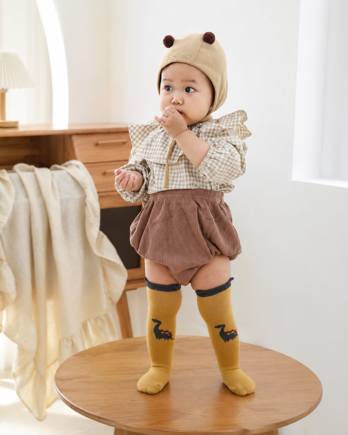 Chaussettes Hautes Antidérapantes pour Bébé – Confort & Sécurité