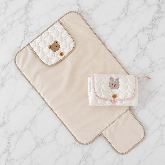 Tapis à langer portable et pliable pour bébé – Imperméable & Léger | LittleBunz